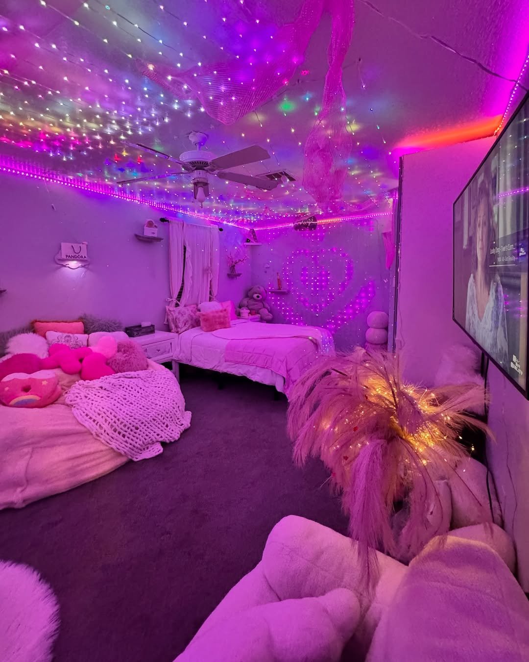1 Neon Glow Dream