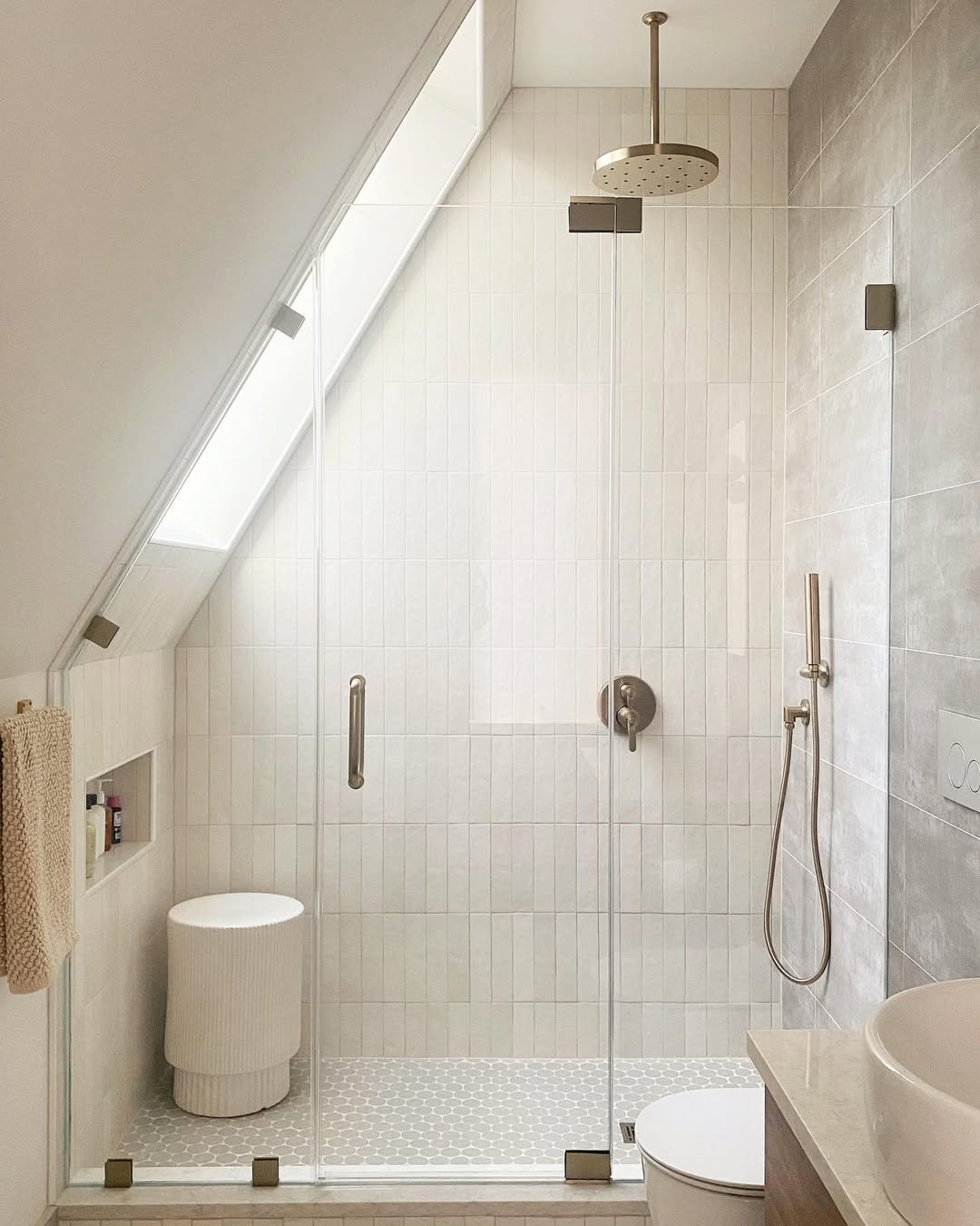 10 Glass Fit for a Sloped Ceiling