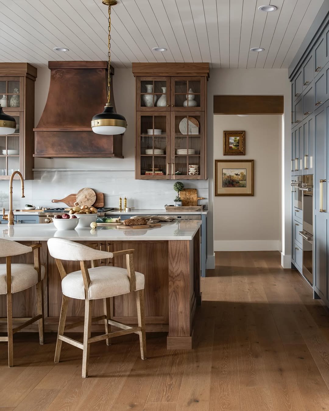 10 Layered Heritage Kitchen