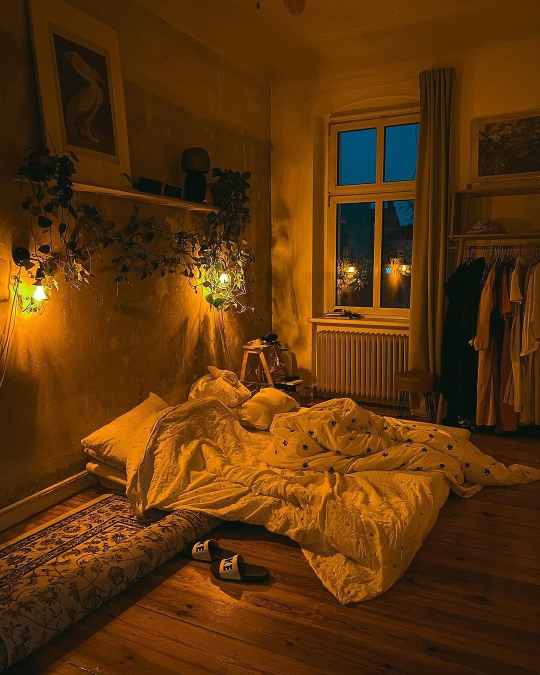 10 Minimal Boho Ideas With a Moody Feel