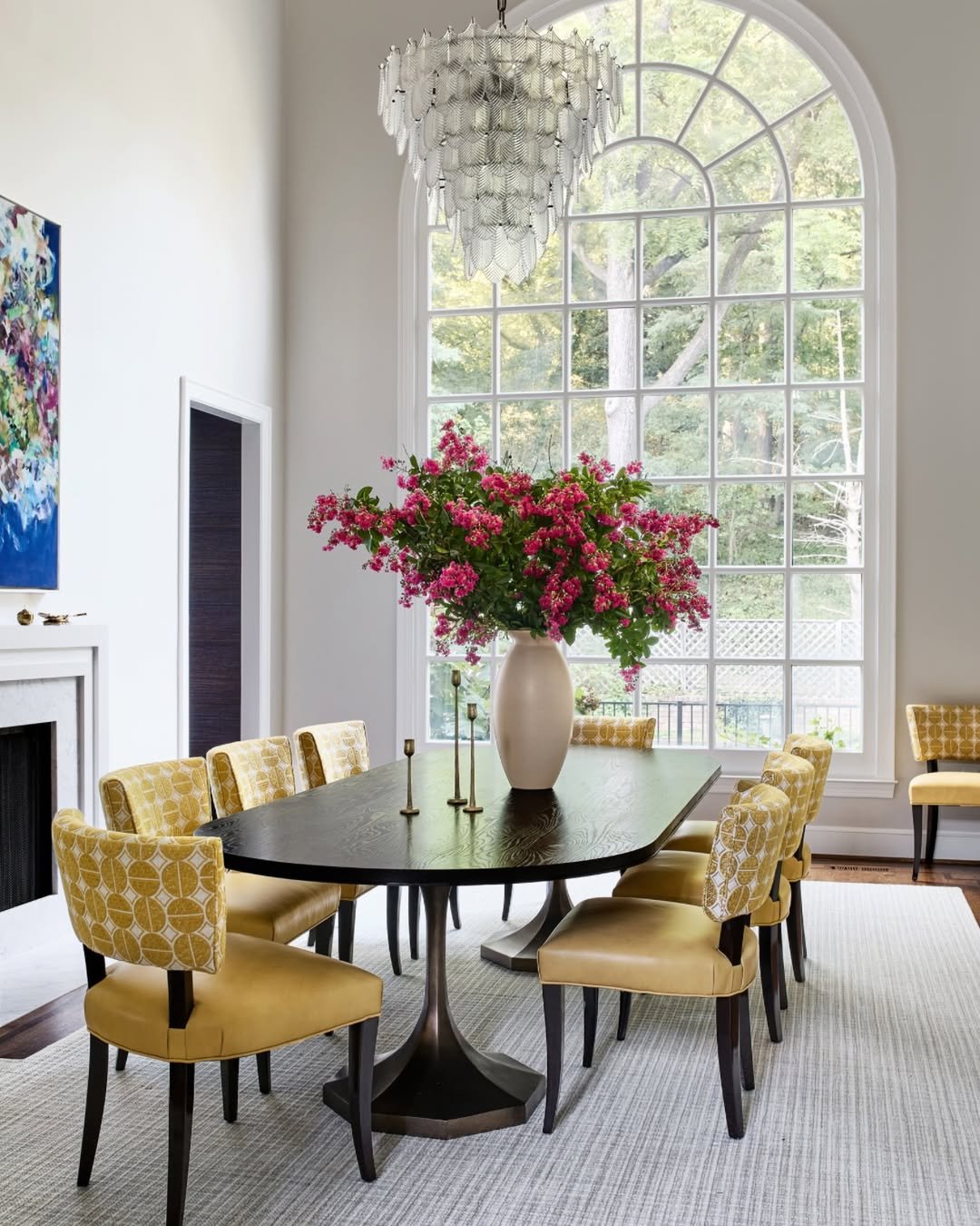 11 Dramatic Jewel Tone Dining Room Windows