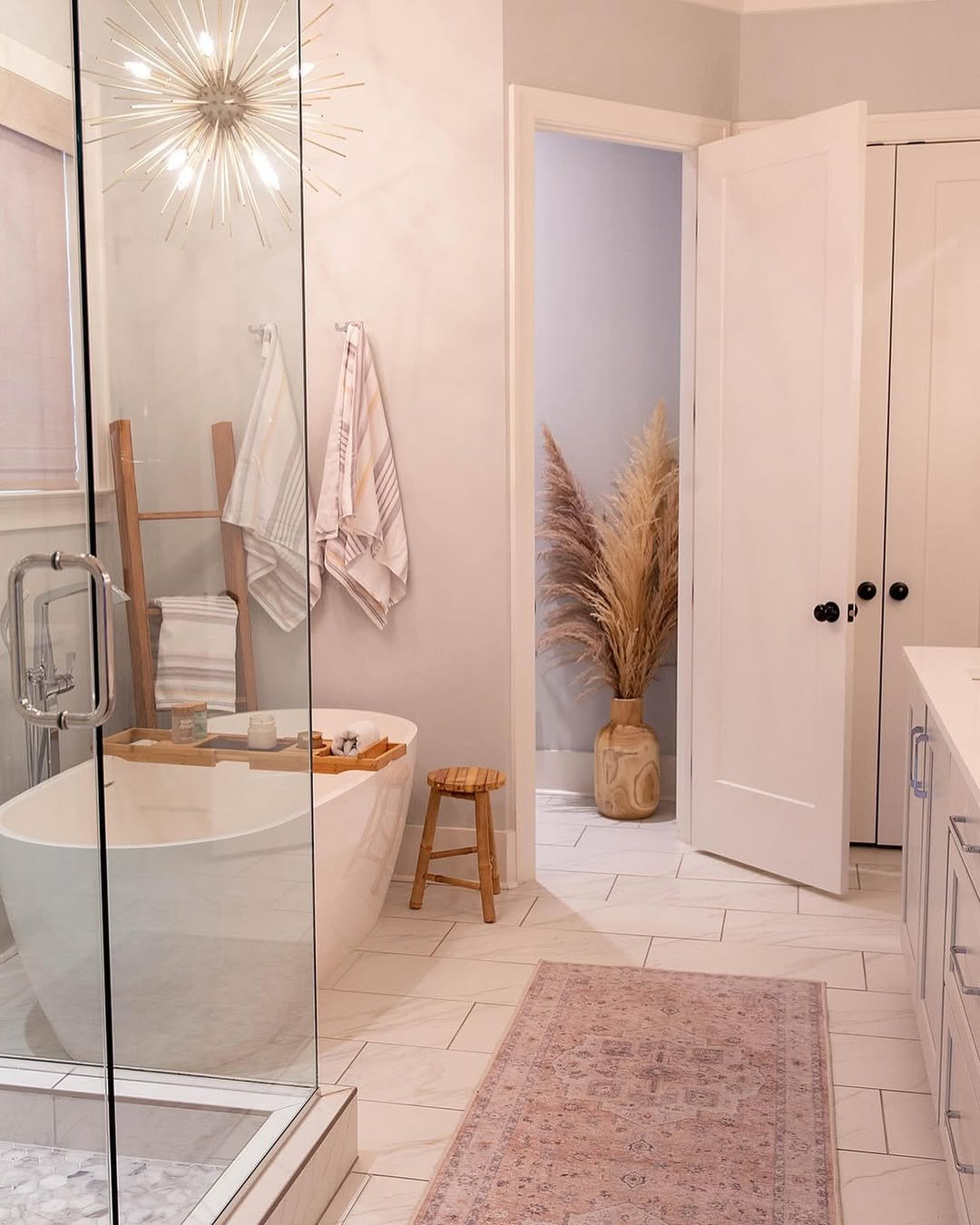 11 Glam Soaking Nook
