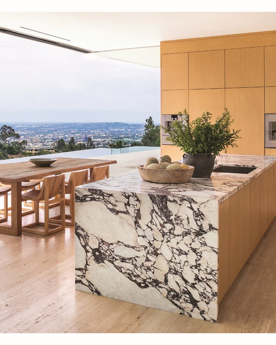 14 Marble Island With a View Driven Layout