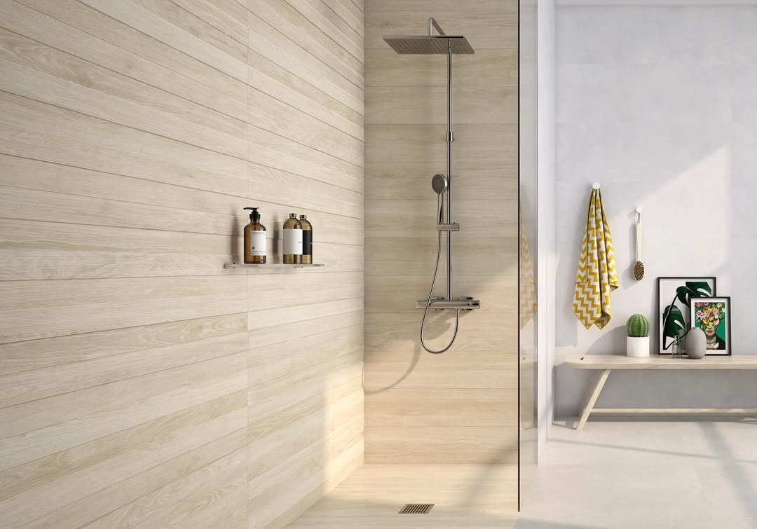 14 Minimal Barefoot Shower