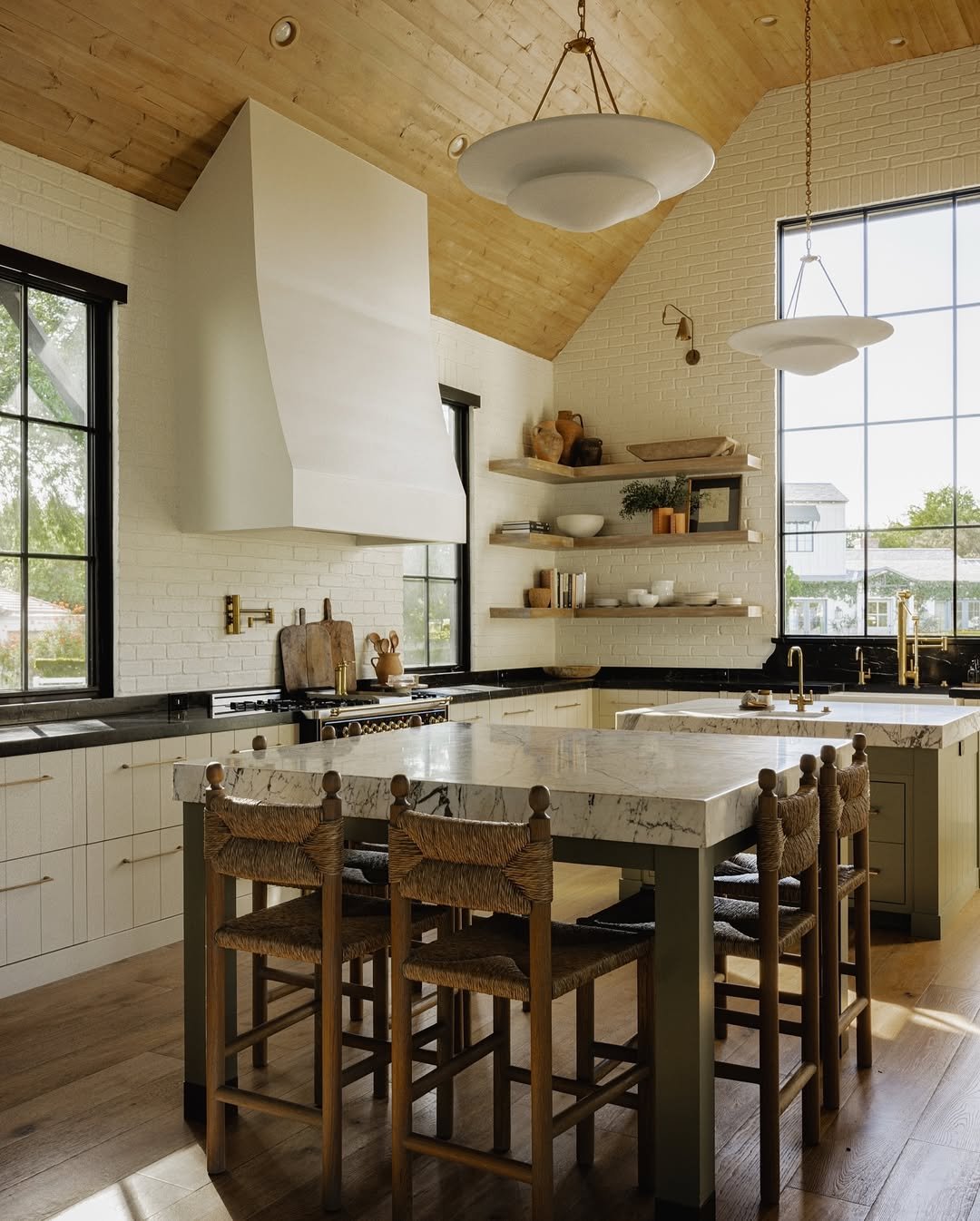 15 Contrast Between Modern and Rustic
