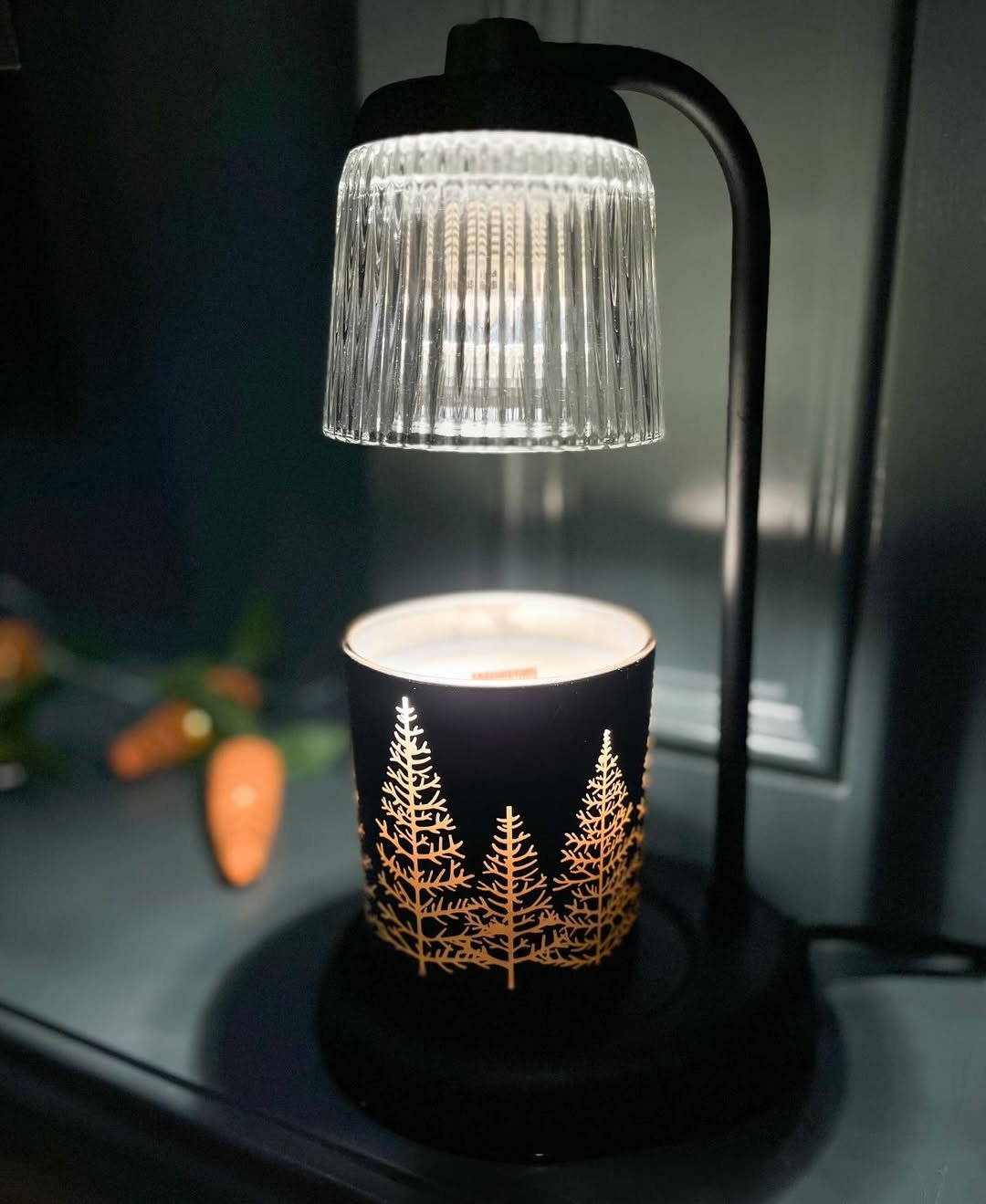 15 Gold Trees for a Dark Setting