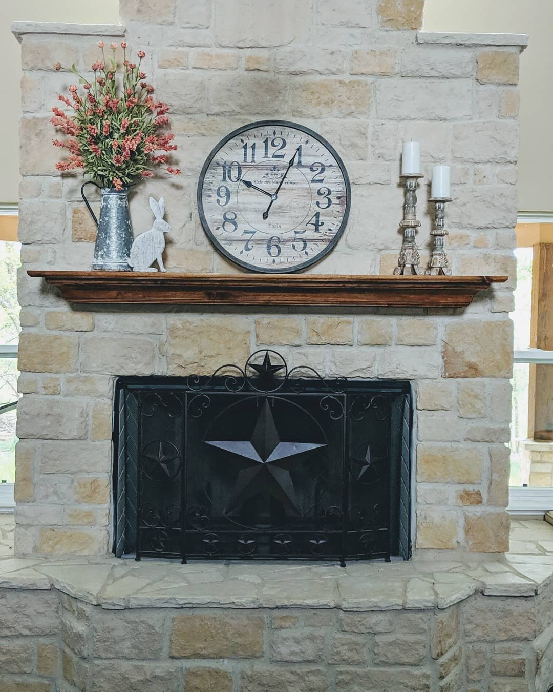 15 Rustic Mantel Simplicity