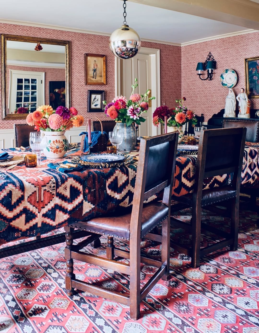 16 Maximalist Mood for Dinner Parties