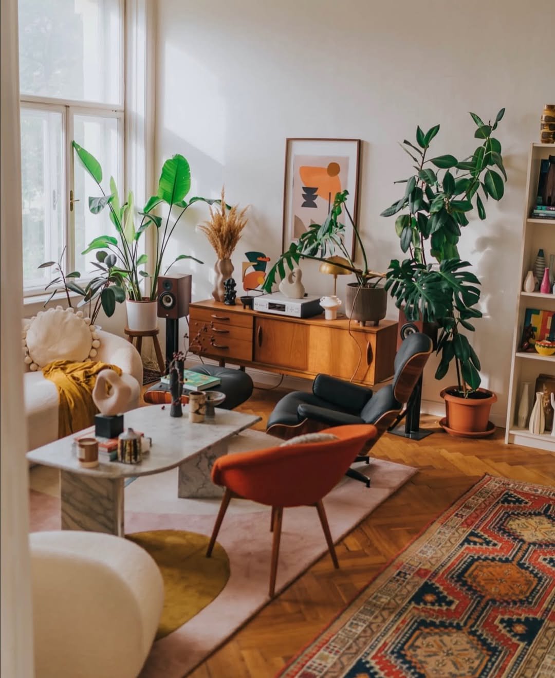 16 Mixed Era Mid-Century Layers