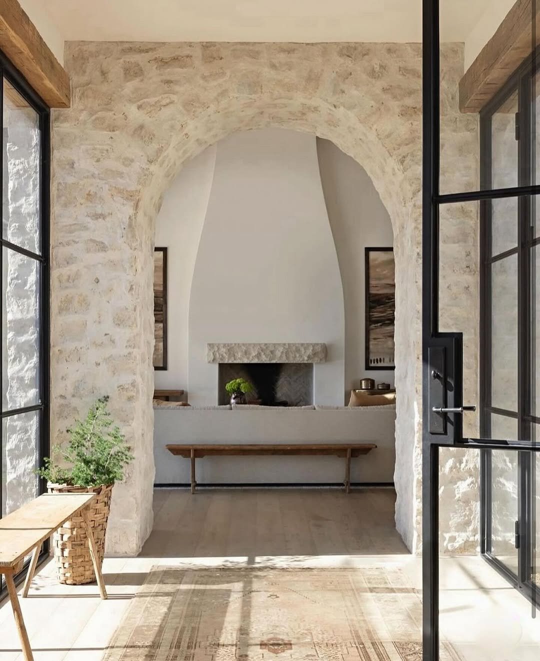 17 Bright Layered Welcoming Entry