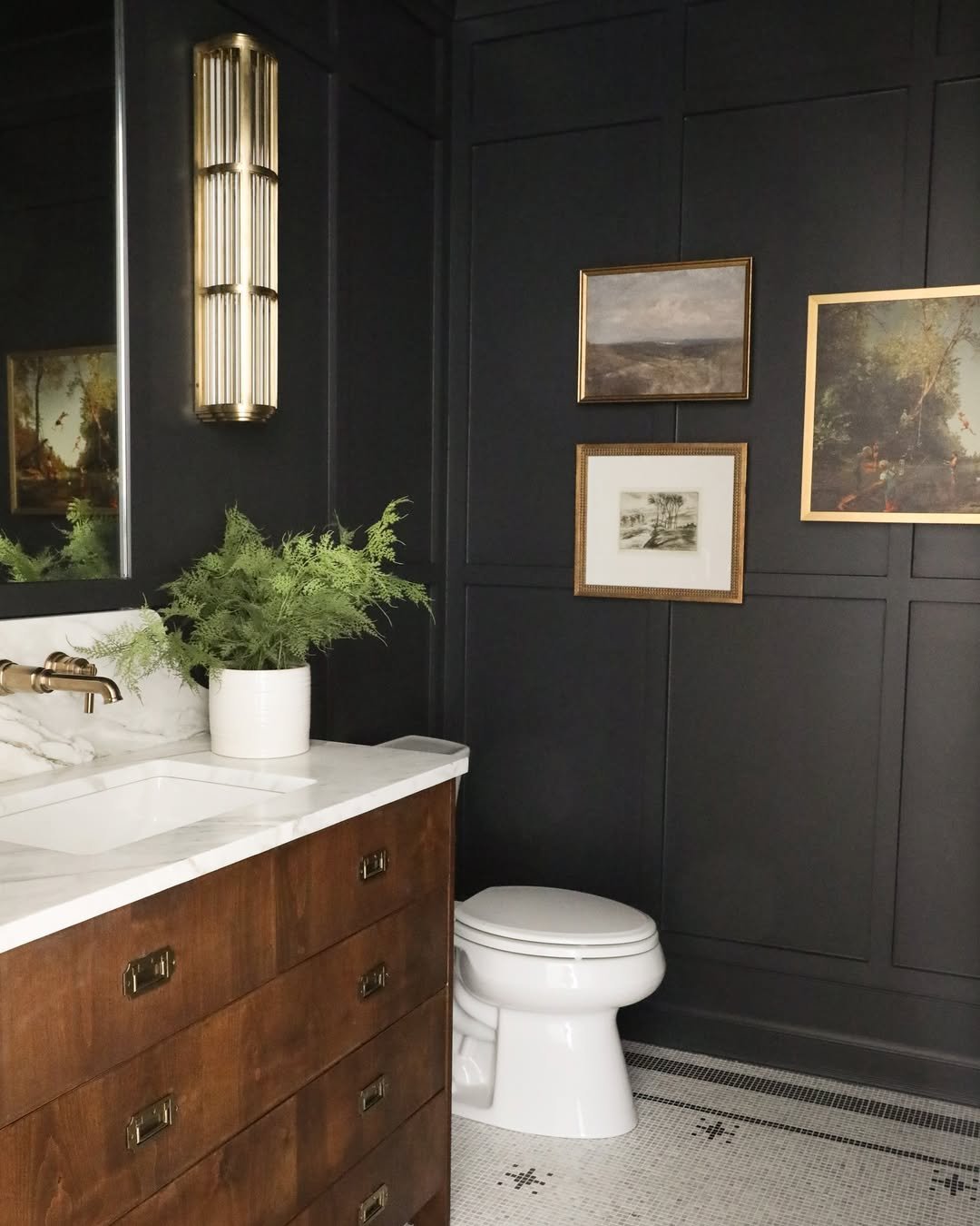 18 Dark Designs With Tailored Detail