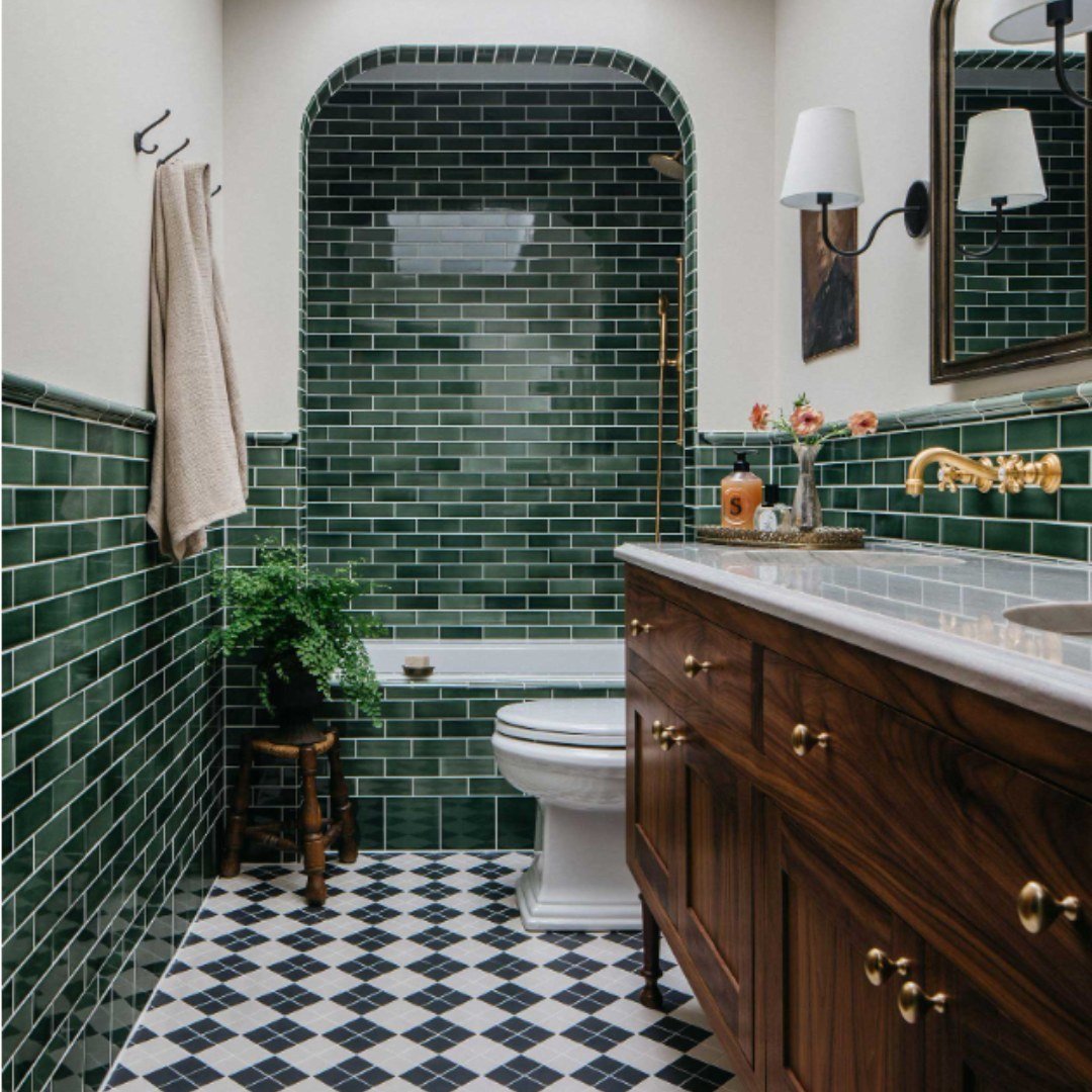 18 Minimal Moody Nooks