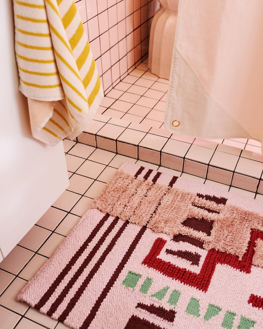 19 Playful Textured Rug Ideas