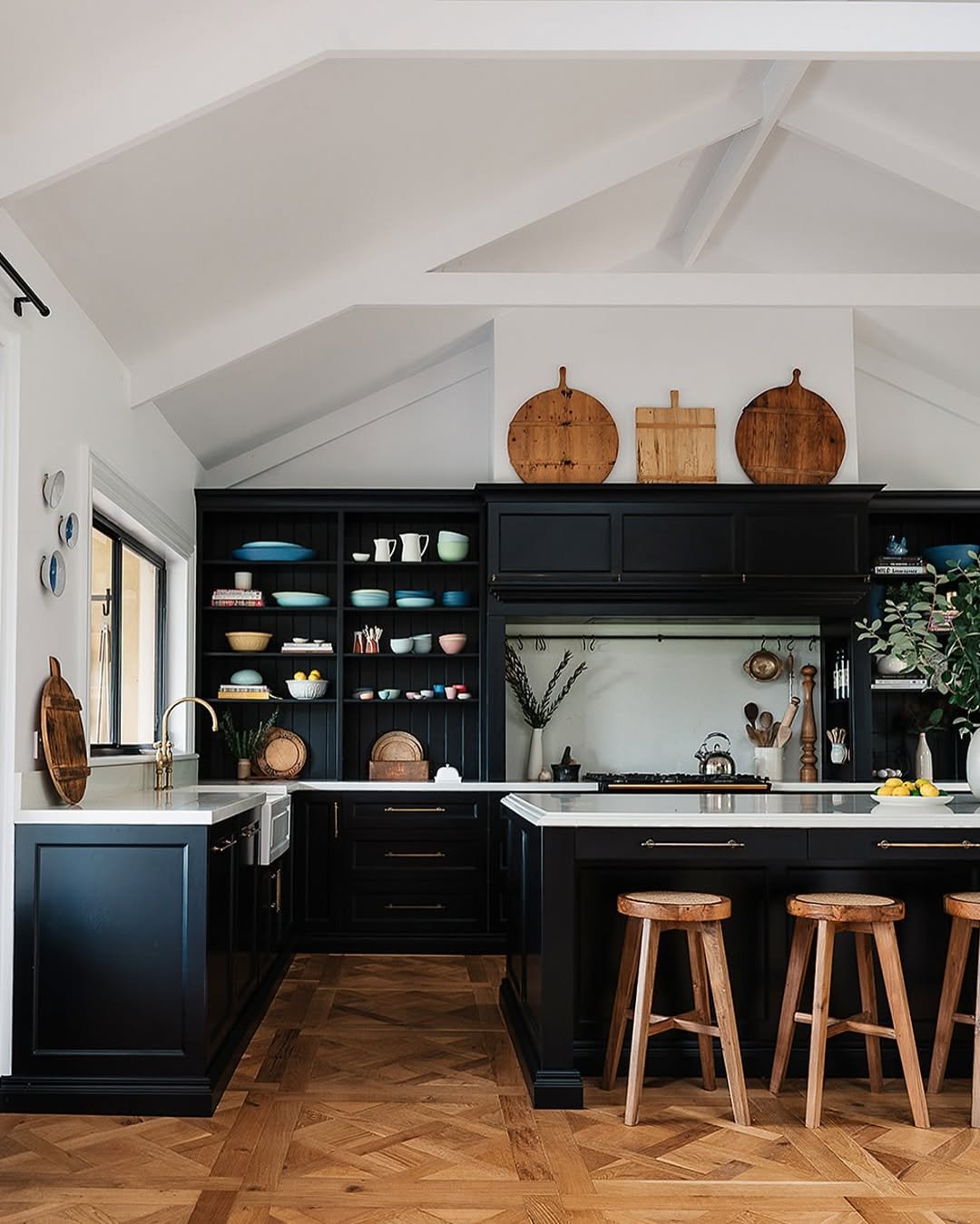 19 Rustic Mood Contrast