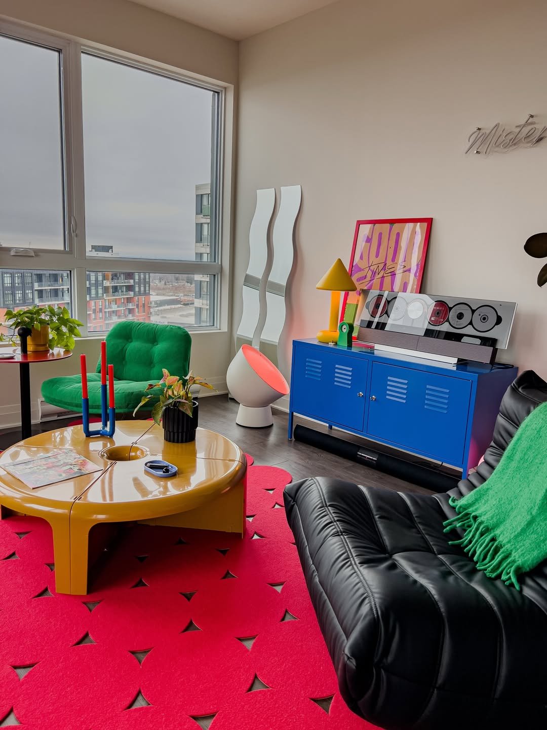 20 Bold Playful Color Rooms