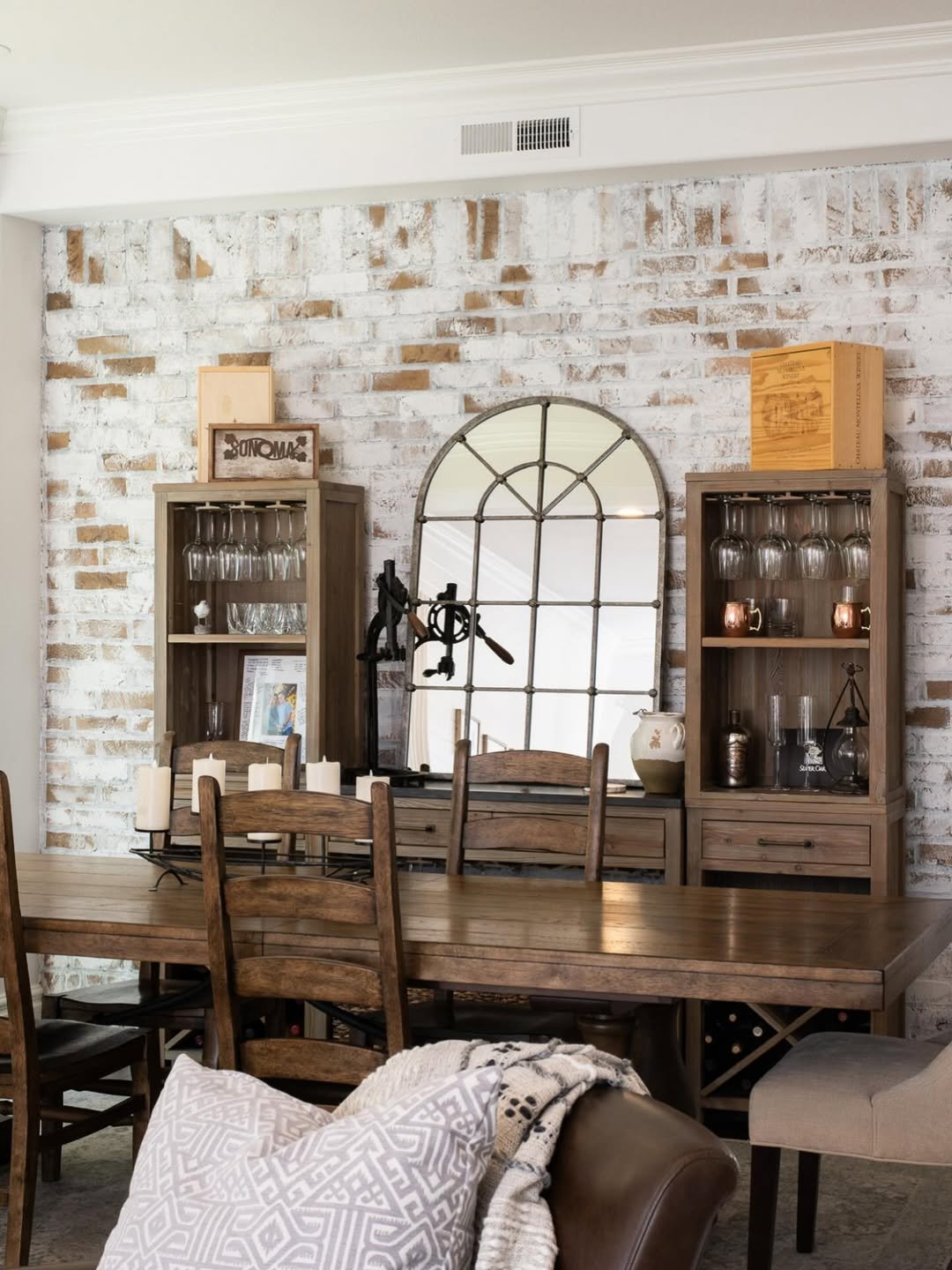 20 Book Lover Dining Nook