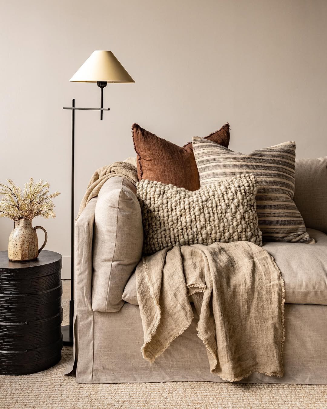 20 Cozy Layers with a Minimal Feel