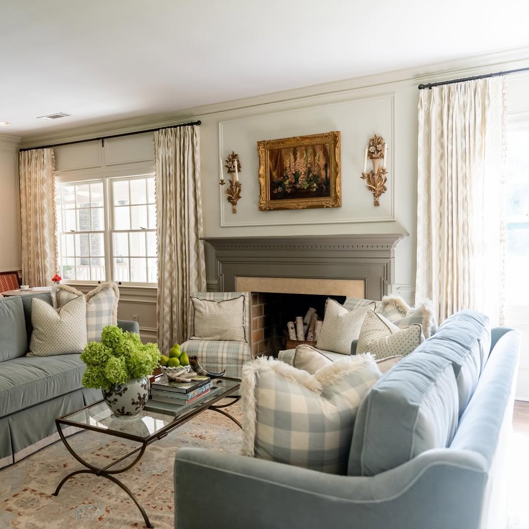 20 Soft Heritage Living Room Ideas