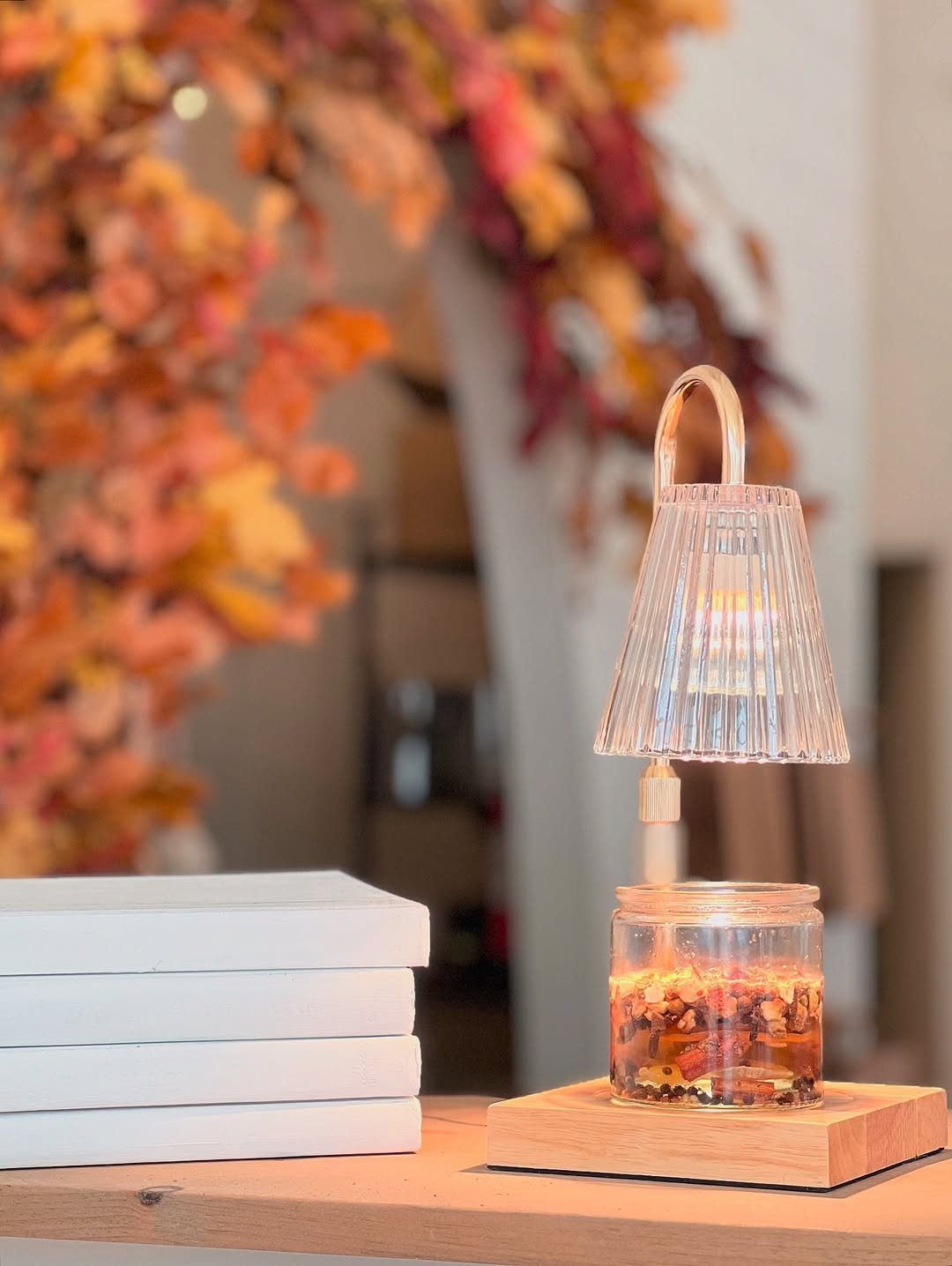 22 Autumn Window with Pleated Glass