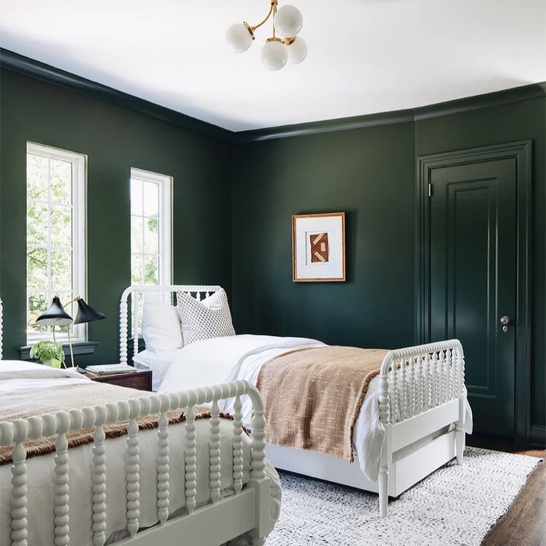 23 Contrast With Classic Charm