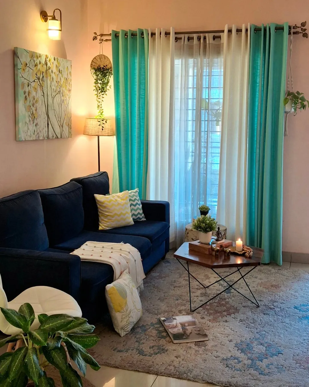 23 Living Room Color Accents
