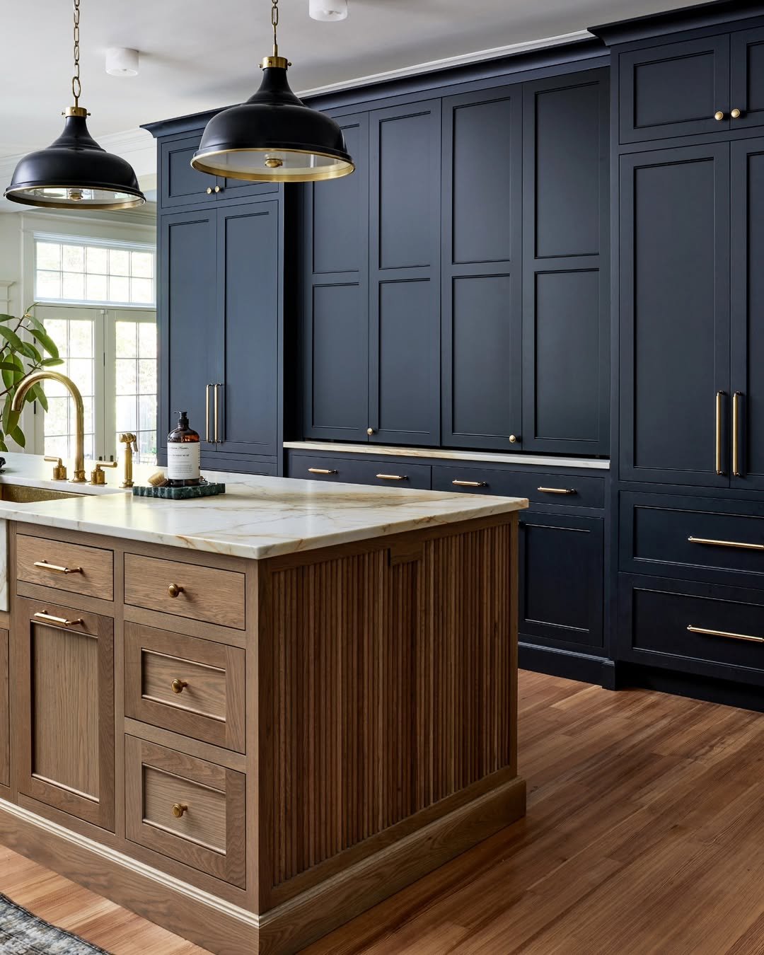 24 Navy Walnut Balance Kitchen