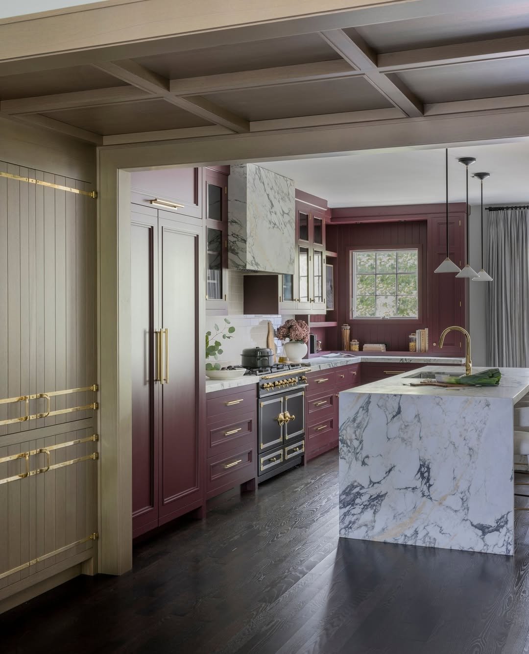 26 Classic Revival Burgundy Kitchen
