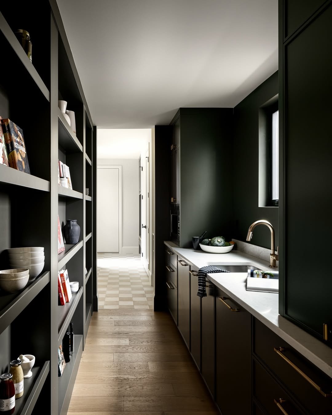 27 Hidden Pantries