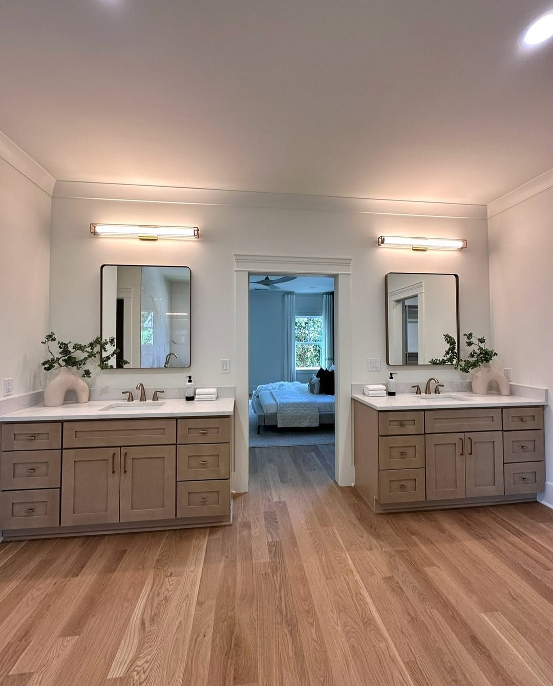 3 Symmetrical Bathroom Vanities