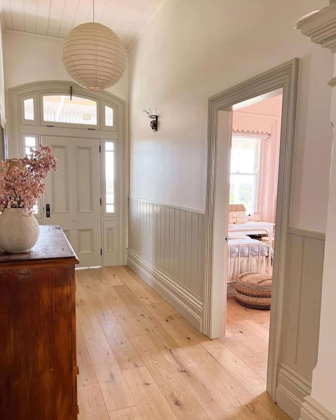 5 Layered Paint Schemes in Warm Cream