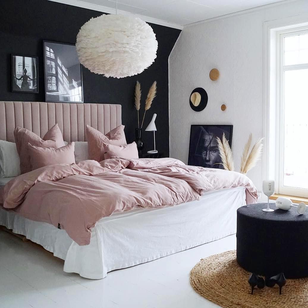 5 Monochrome Drama Bedroom Palette