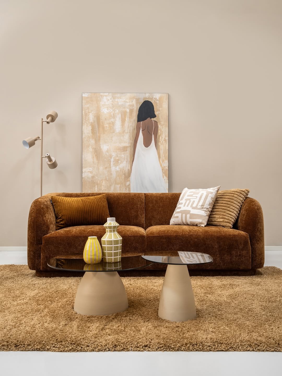 5 Rooms with Elegant Light