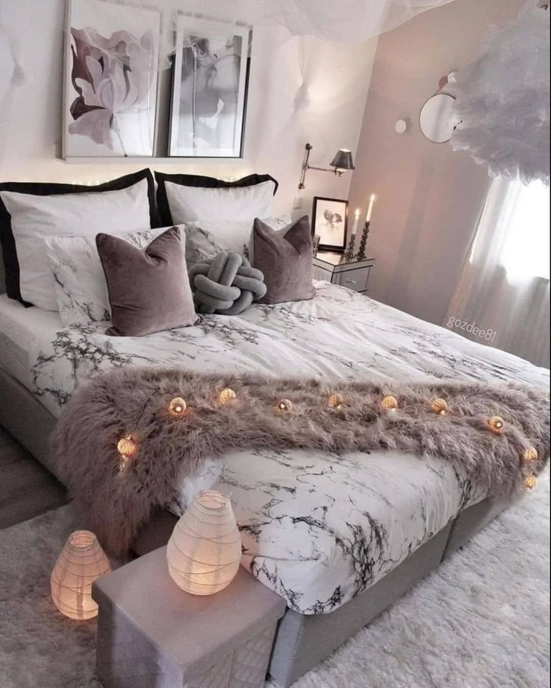 7 Cozy Marble Contrast