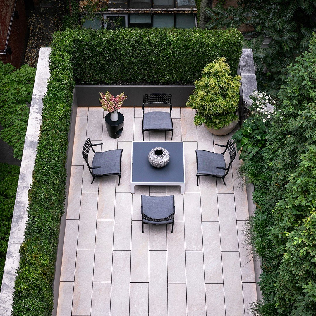 7 Tailored Terrace with Abundant Greenery