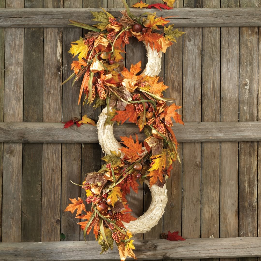 Asymmetrical Rustic Maple Swag
