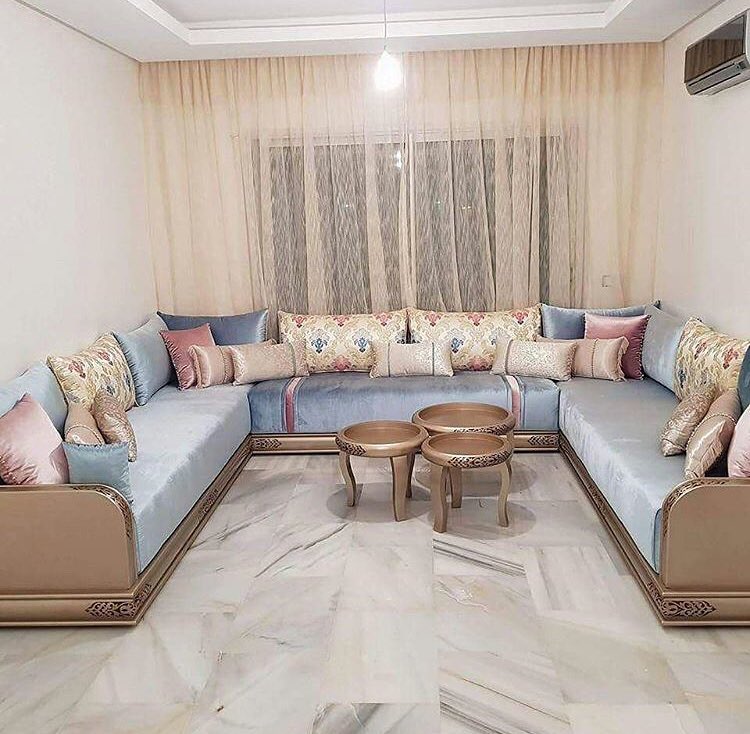 Banquette in Soft Blush