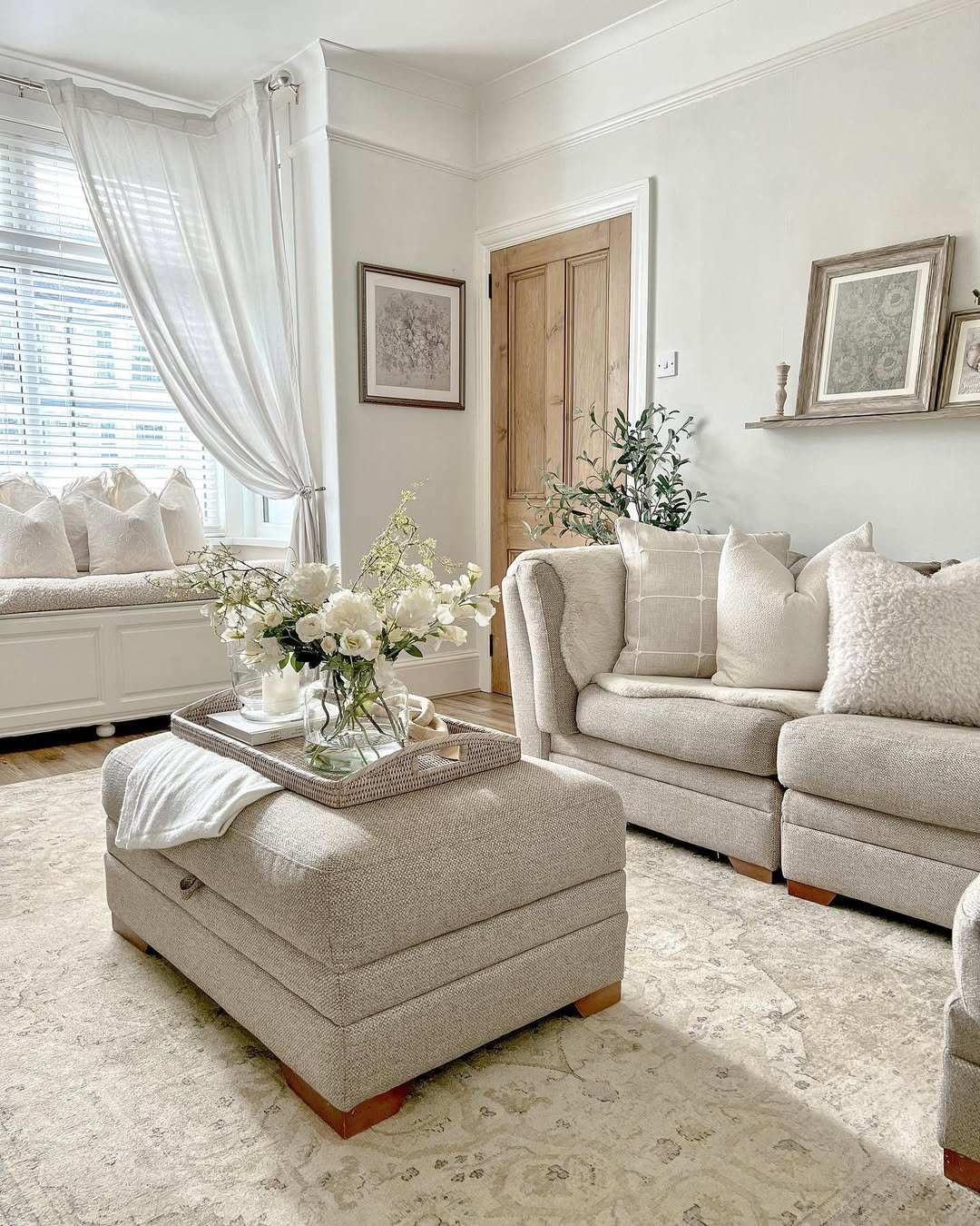Beige Linen in a Monochrome Scheme