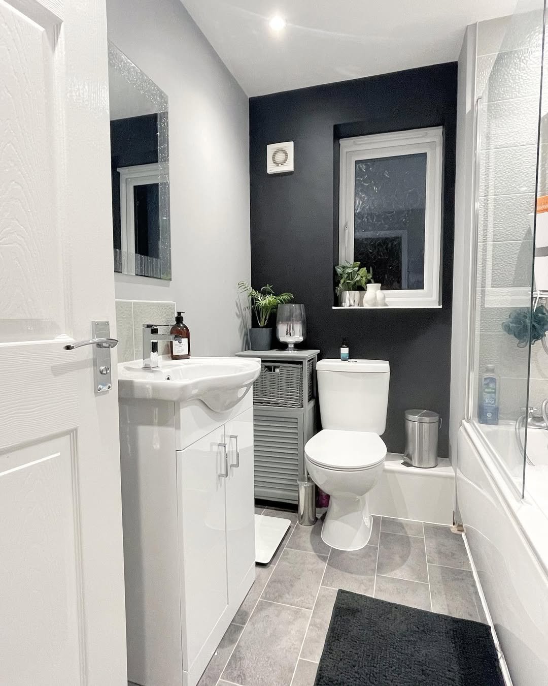 Black accent wall 14
