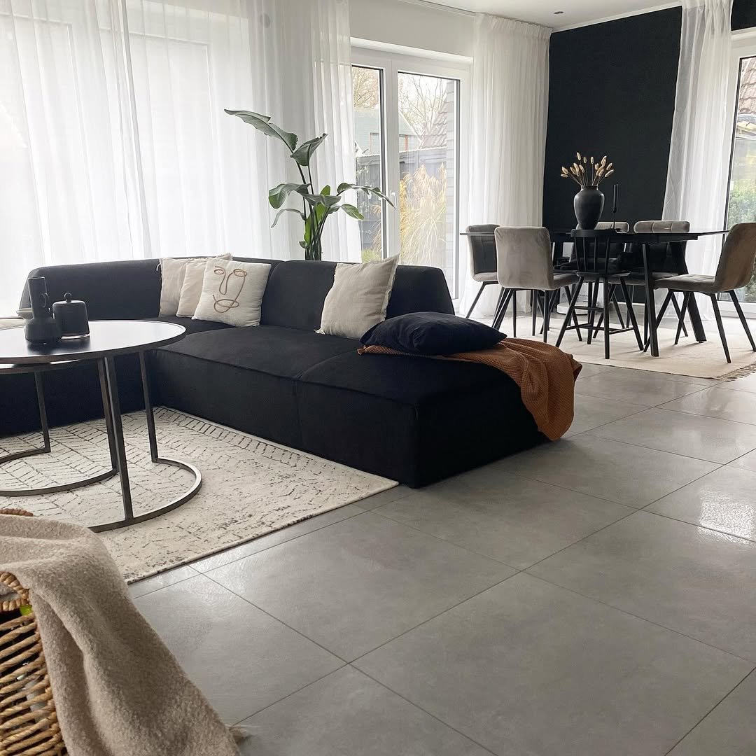 Black Scandi Daybed