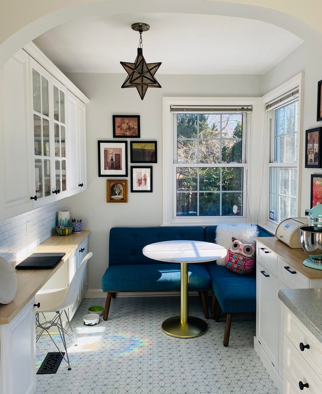 Built-In Nook in Cobalt Blue