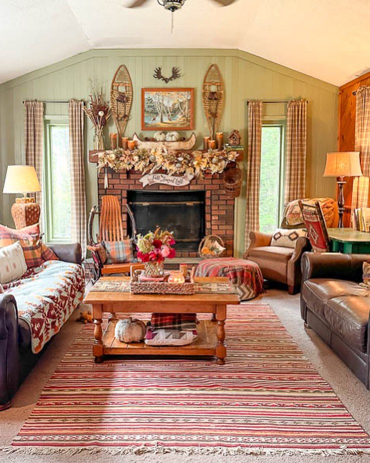 Cabin Gathering Area in Rustic Style