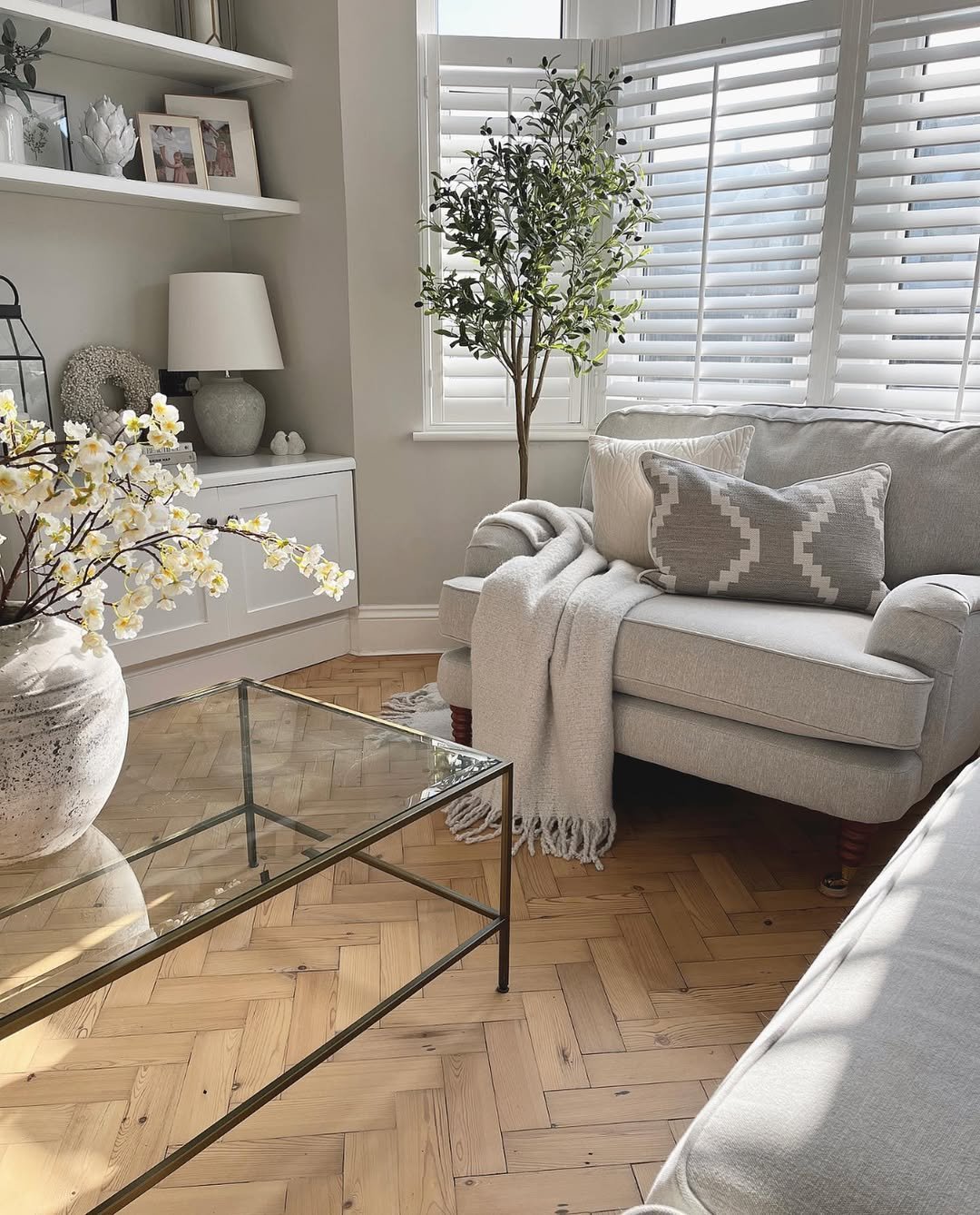 Classic Grey Styling 18
