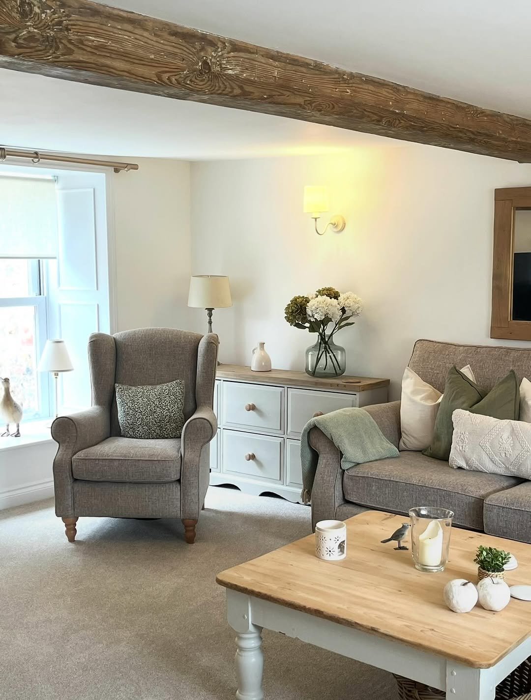 Cottage Lounge with Beams