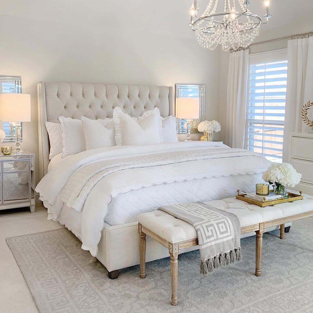Creamy Tufted Bedroom Glamour