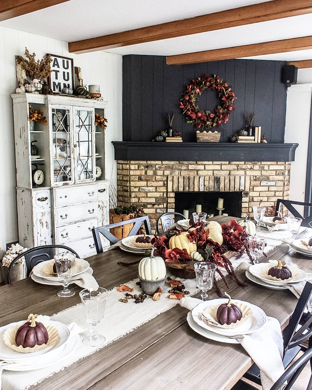 Dark Farmhouse Dining Decor
