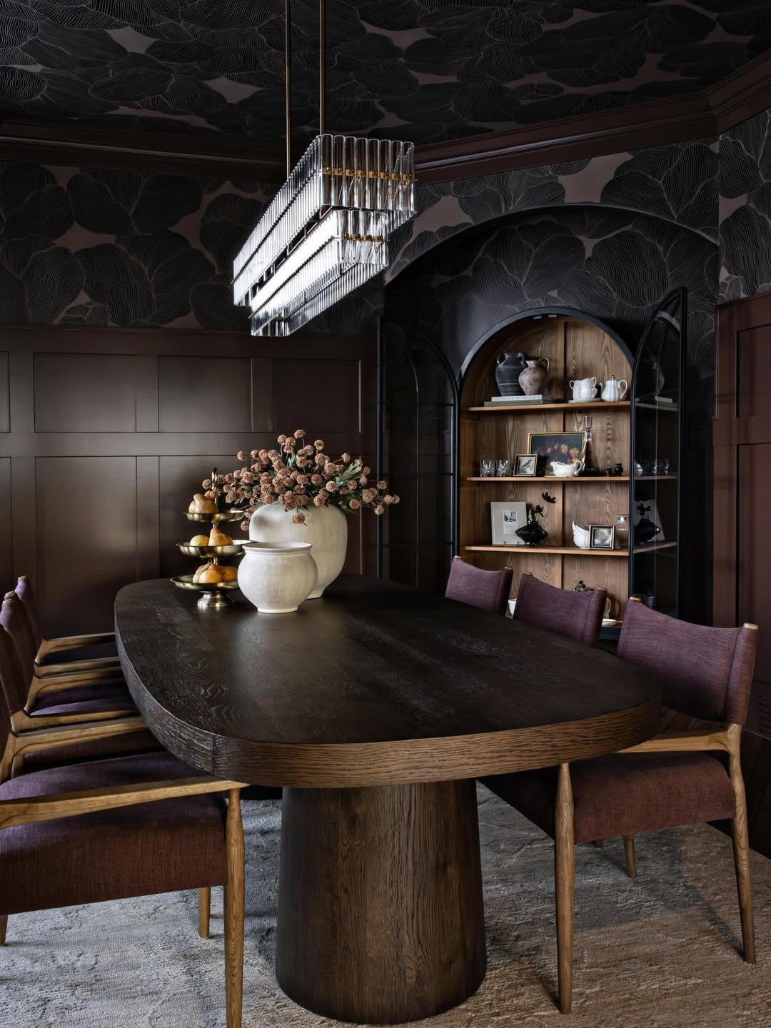 Dark Modern Dining for 9