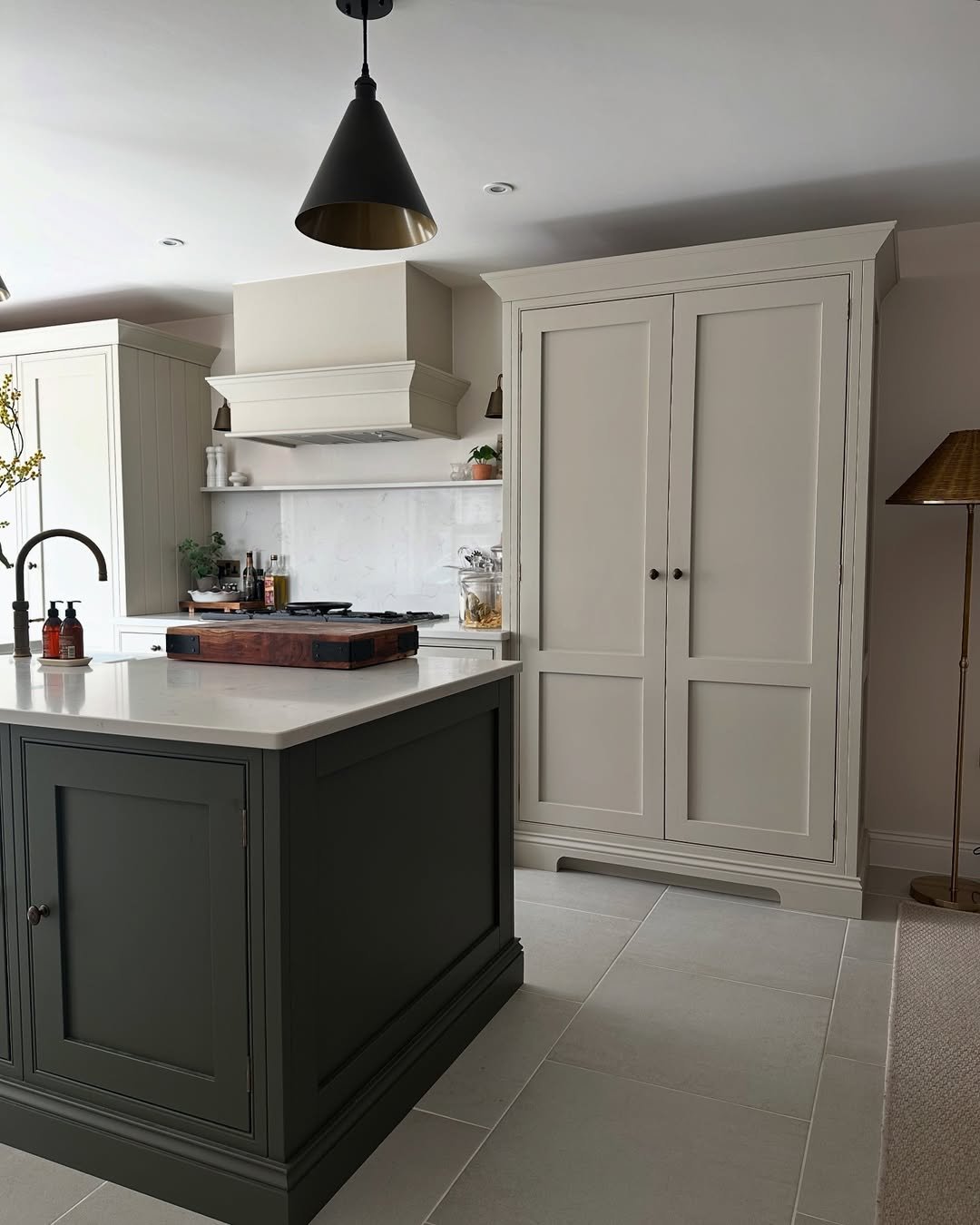 Deep Navy Soft Built-In Cabinetry 7