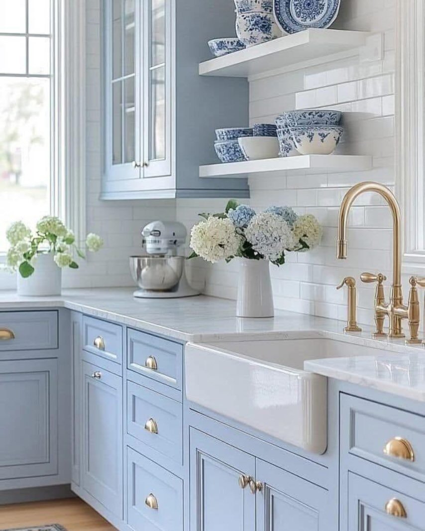 Farmhouse Sink in Periwinkle