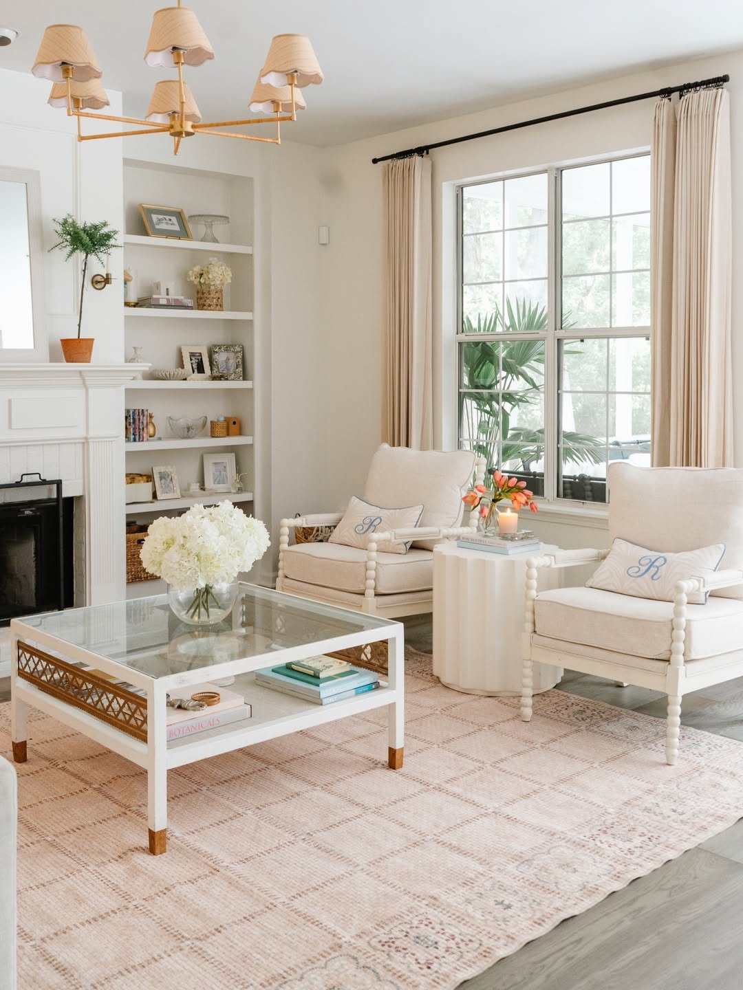 Feminine Blush Parlour