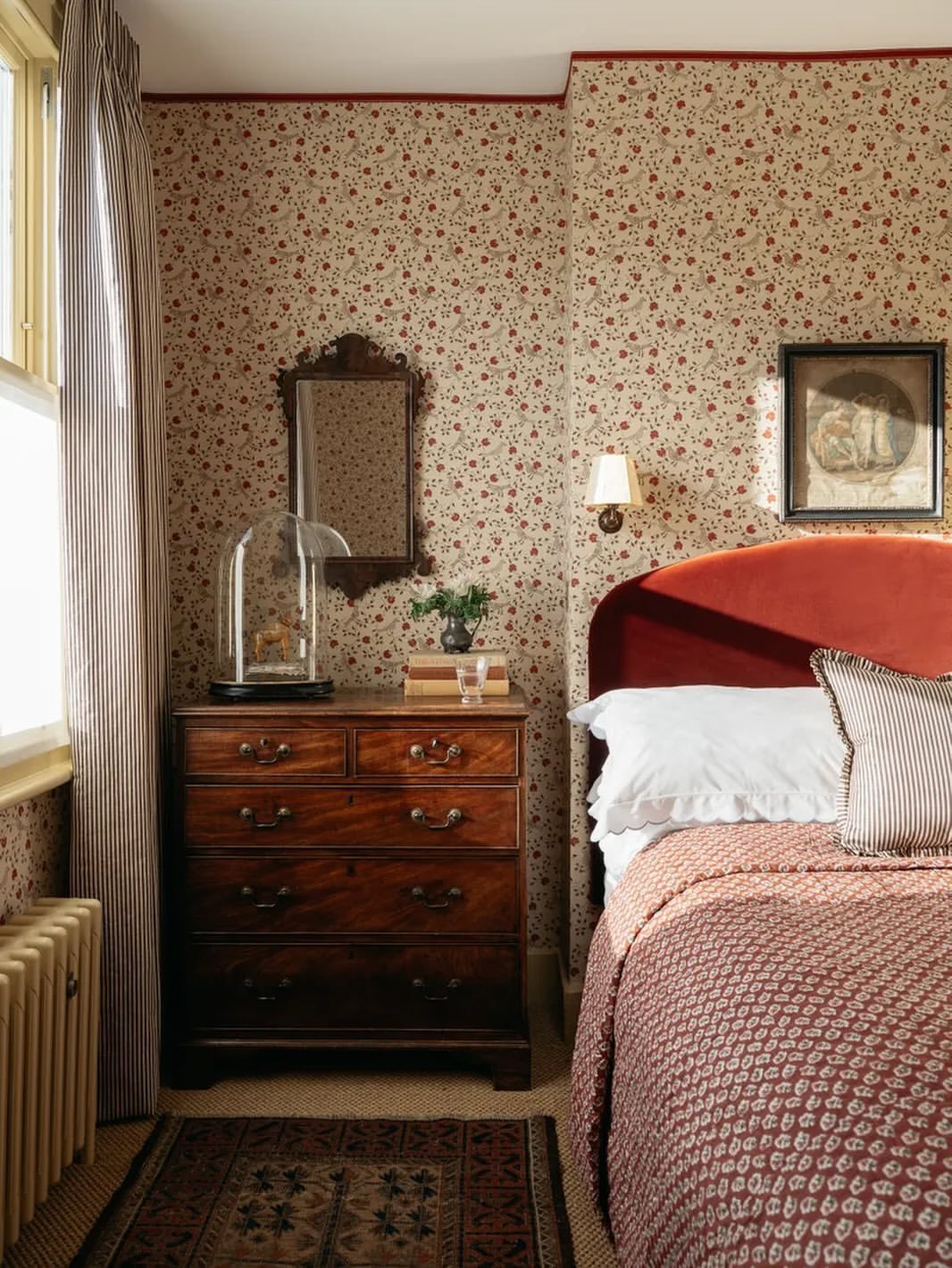 Floral Nook Wallpaper